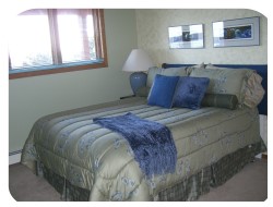 Channel View Bed and Breakfast - Sea Glass Queen